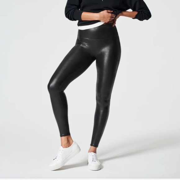 SPANX Pants - SPANX Faux Leather Leggings Black Size Large